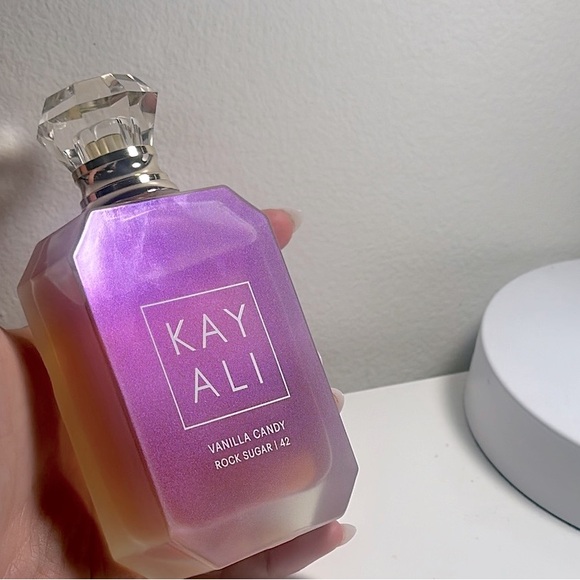 Kayali🍬🩷 - Picture 2 of 10